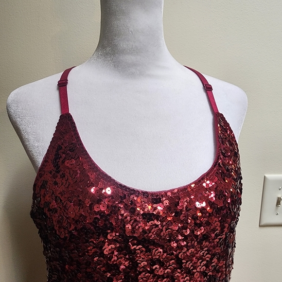 NEW Gorgeous Burgundy Red Sequined Dress Women's Size M - Picture 6 of 9
